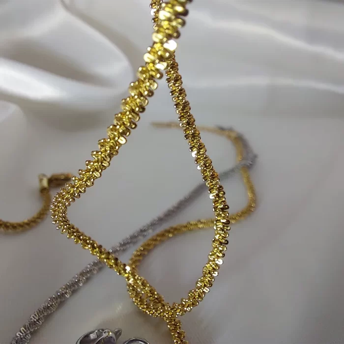 گردنبند خاویاری